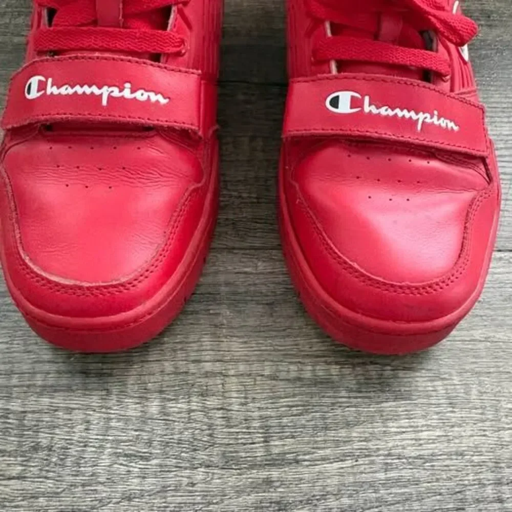 Champion selling clean